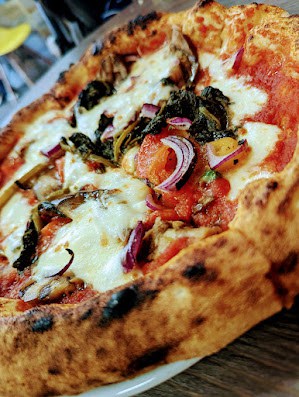 Looking for the Best Pizza In Bedford?