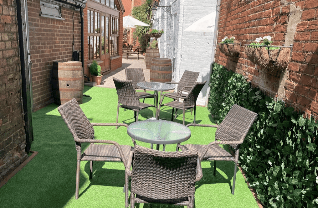 Bedford's Best Pub Gardens